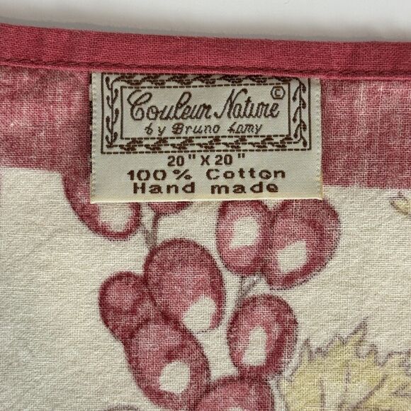 2 Coleur Nature Placemats and 20 inch Small Tablecloth by Bruno Lamy - Picture 9 of 9